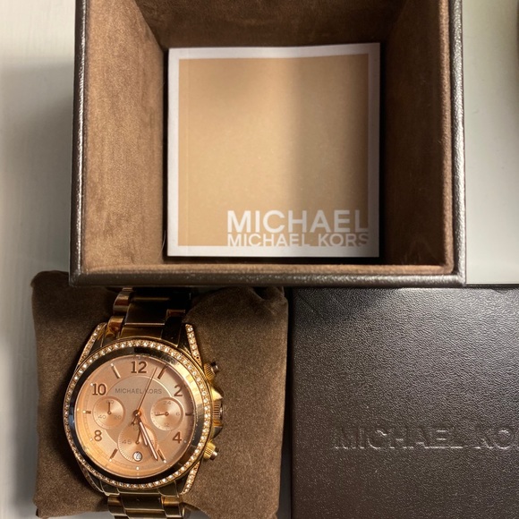 Rose Gold Michael Kors Watch - Picture 3 of 4